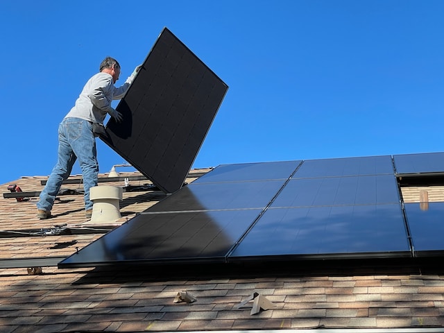 bill-mead-wmaP3Tl80ww-unsplash zonnepanelen